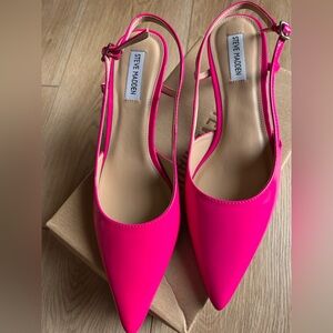 Steve Madden Hot Pink Pointed Heels